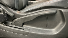 Nissan Juke 1.0 DiG-T 114 N-Connecta 5dr DCT Petrol Hatchback